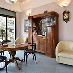 Hotel Azzurra 3*