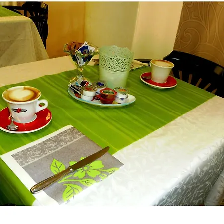 فندق Azzurra