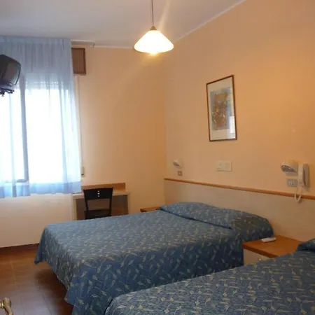 Azzurra Hotel Rímini