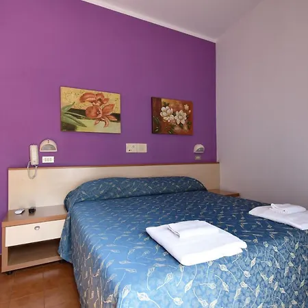 Azzurra 3* Rímini