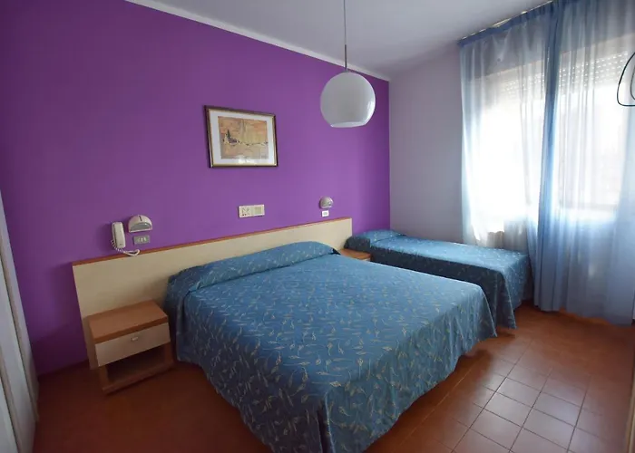 Azzurra Hotel 3*
