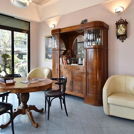 Hotel Azzurra 3*