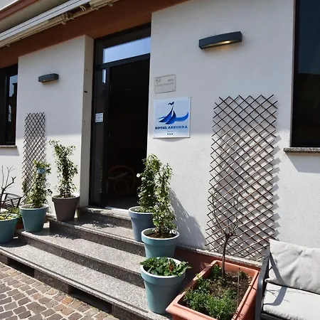 Azzurra 3*