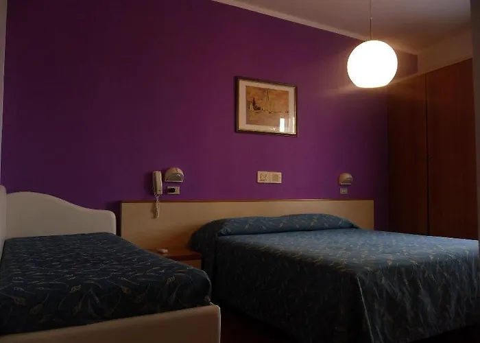 Azzurra Hotel 3*